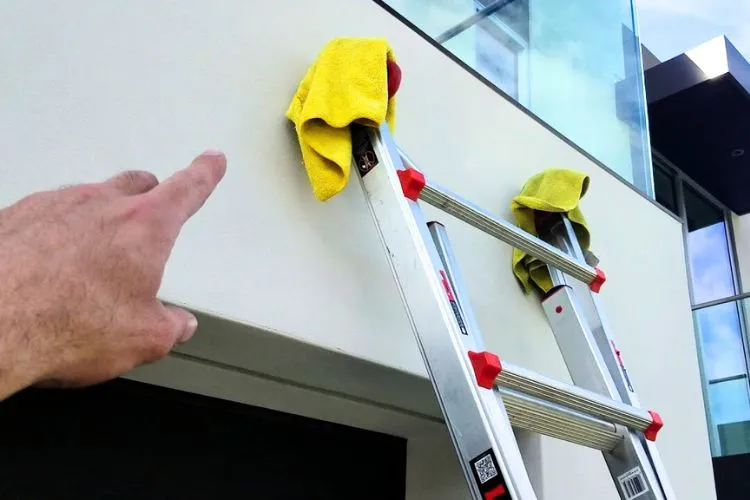 How To Lean Ladder Against Drywall