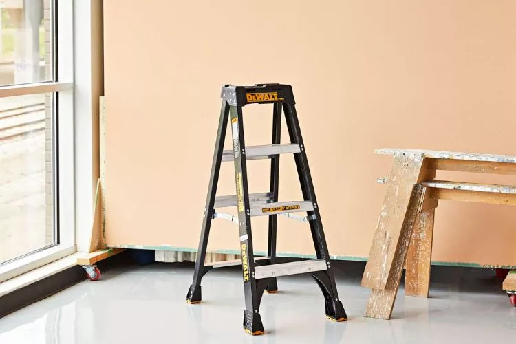 What brands of ladders are fibreglass