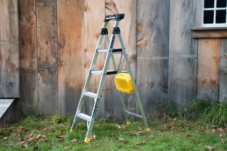 Are Step Ladders Adjustable