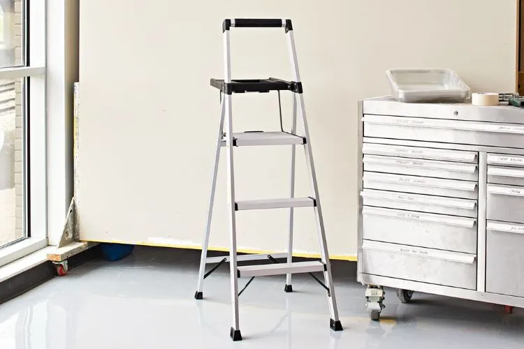 Can Step Ladders Be Folded Flat? Detailed Answer